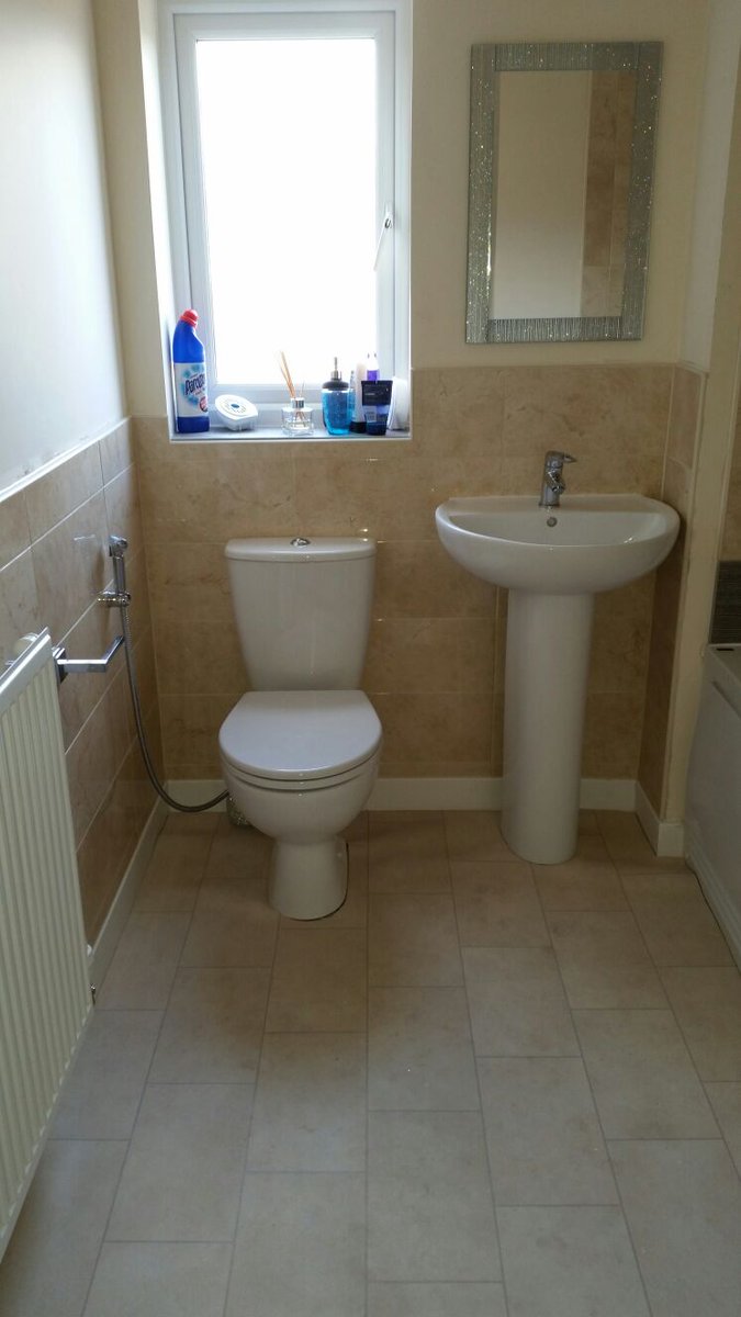 dnimaintenance's tweet photo. #bathroom tiled by dnimaintenance. Check us out at https://t.co/9sMXQjZVZ6 https://t.co/WKK7jNidG2