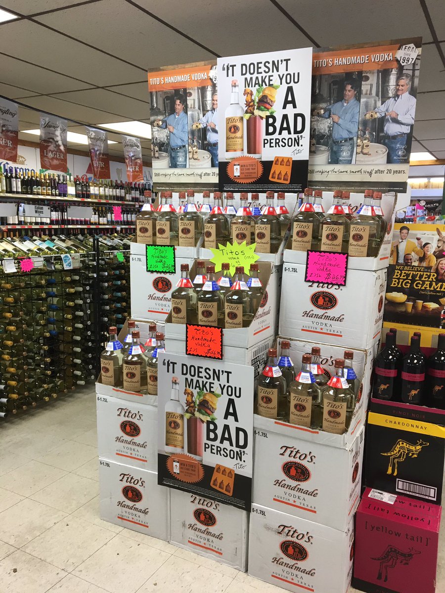 3DiscountLiquor's tweet photo. Ready for the holiday weekend @TitosVodka #buylocal #SmallBusiness https://t.co/5121xj4M5l