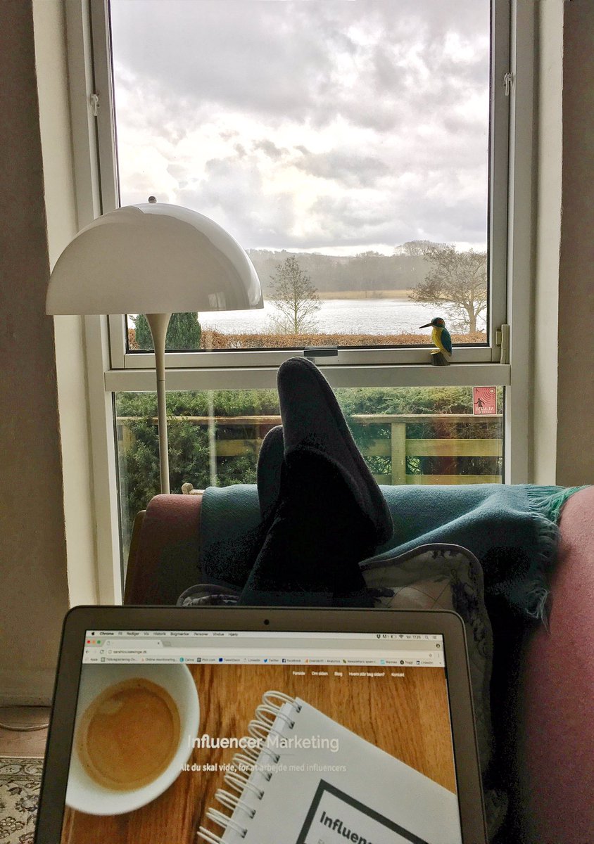 SarahWinge's tweet photo. Kaffe, ferie og udsigt over Gudenåen = blogskrivning 💪🏻💻 #influentdk #smdk #blogdk #komdk #digidk https://t.co/sp805KuYVy