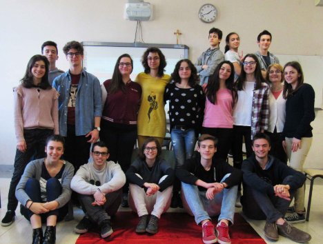 #TEDEdClub del liceo Ariosto Spallanzani di Reggio Emilia sarà tra i volontari che aiuteranno il #TEDxReggioEmilia il 13 maggio #ReThink