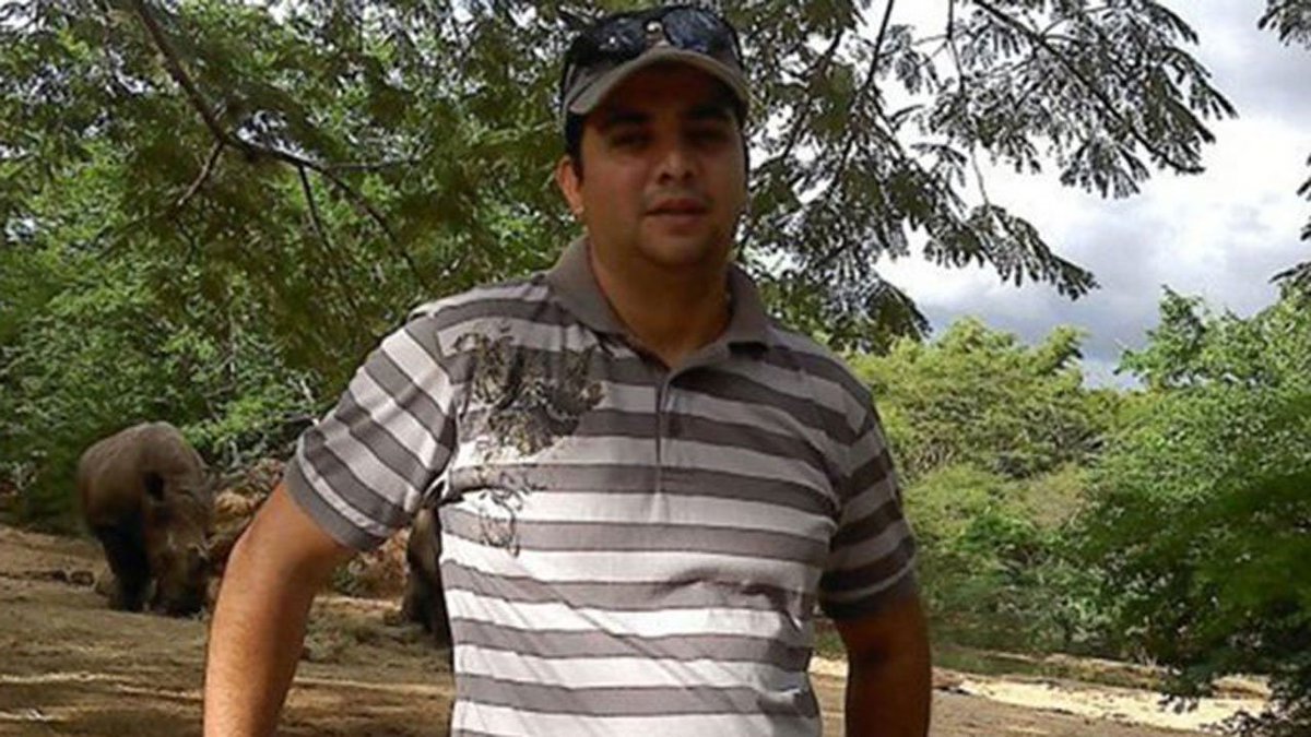 Fifth protester killed as #Venezuela unrest intensifies bit.ly/2pxV9qZ https://t.co/Nr0Qgosjxv