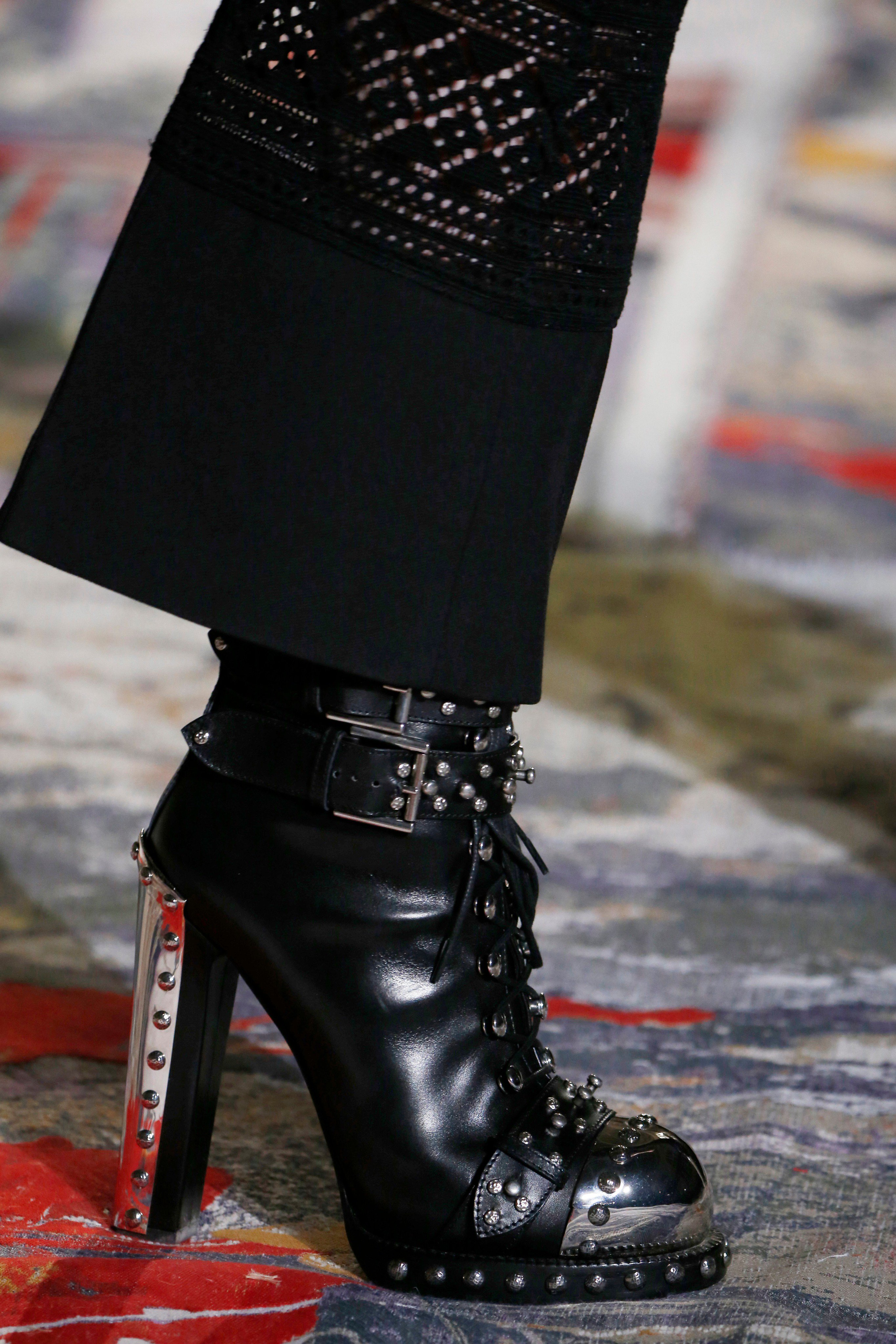 Alexander mcqueen hobnail ankle boots online