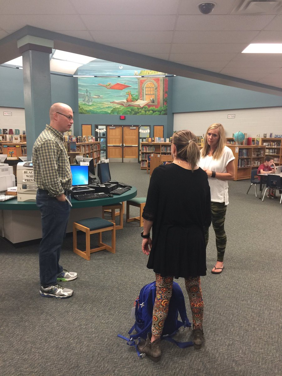 ShellyHDunn's tweet photo. Mrs S & Mrs Dunn visit @ShoalCreekStars to learn #genrify #makerspace Mr Langhorst & Mrs Bradley teach & host us. https://t.co/Qoe2u8aSse