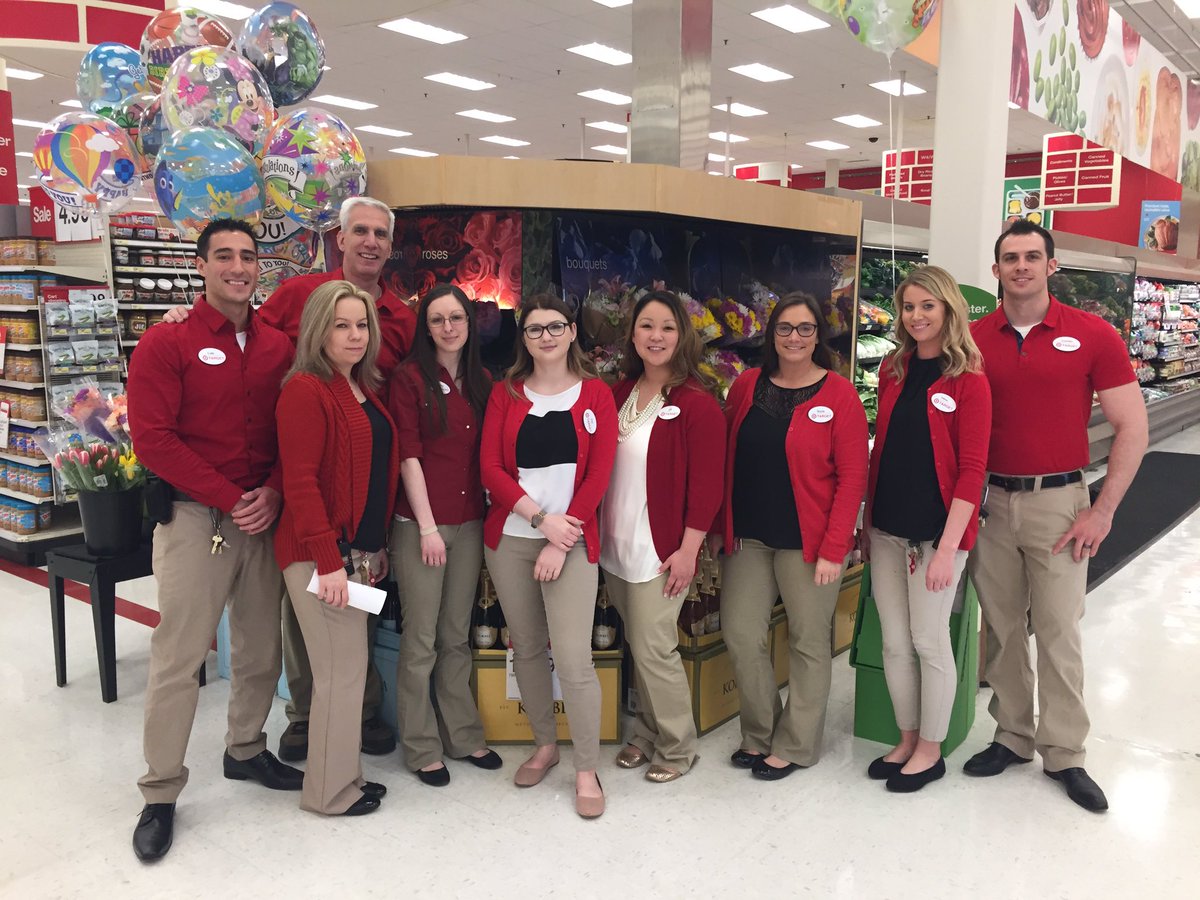 <a href="/LuisGuerra2424/">Luis Guerra</a> and team at 0835 know how to deliver an amazing store for our guests! WOW WOW WOW 👍🏻👊🏻💪🏻 <a href="/adriennelebo/">Adrienne Lebo</a> @ncraynon