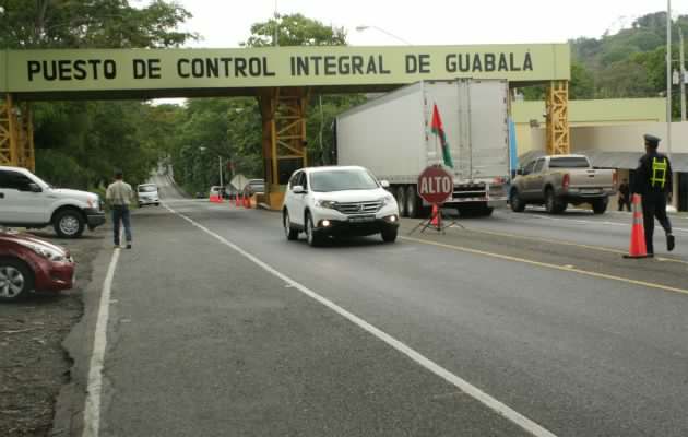 Chiriqui_4's tweet photo. ¿Cuántos vienen viajando o ya están en su provincia amada? 

#SoyDeChiriquí
#JuevesSanto #SemanaSanta2017 https://t.co/RE1t0dHqCw