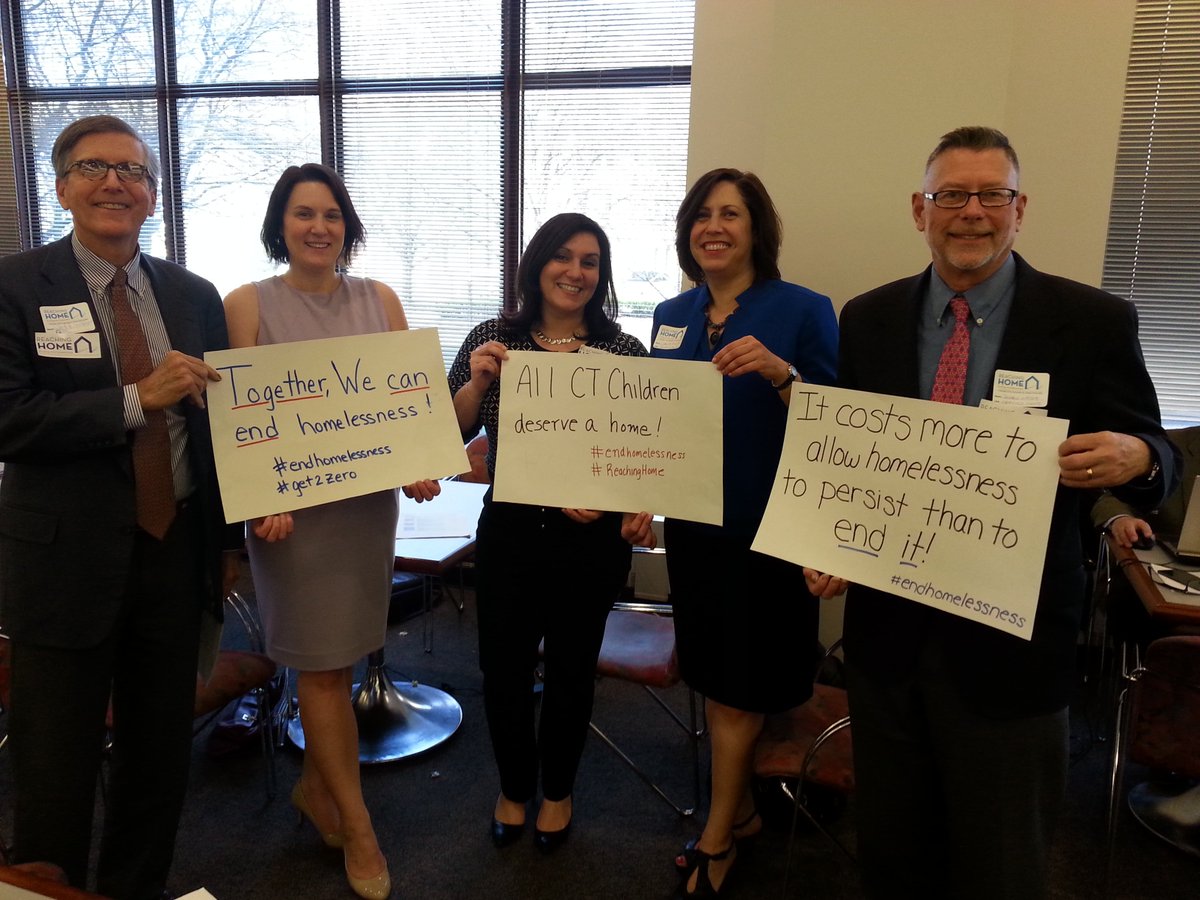 Getting ready to head up to our session! #endhomelessness #ReachingHome #get2zero