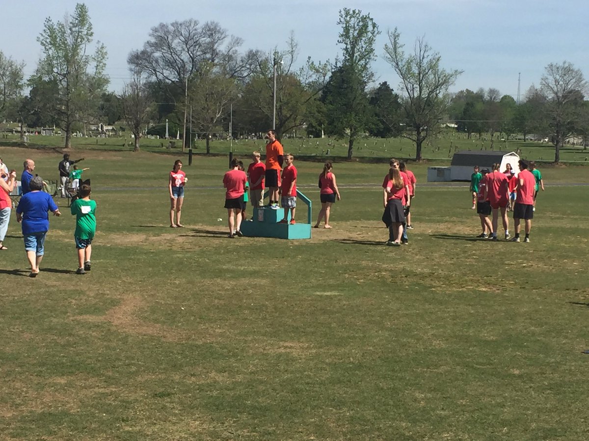 LifeAtUTS's tweet photo. What a super fun day at the Giles Co Speical Olympics! Many student organizations &amp; sports teams helping out today. https://t.co/O0Jguos0Gz