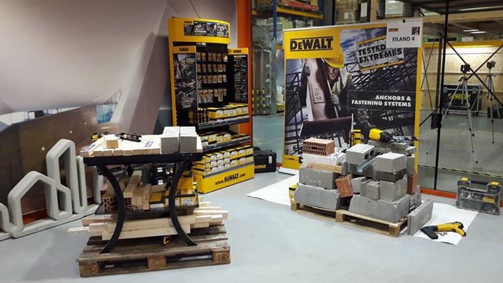 WeberBeamix's tweet photo. De jaarlijkse roadshow van @DEWALT_benelux voor medewerkers van de Bouwmaterialenhandel vanavond bij #Weber #Beamix! https://t.co/WnlSWhivxw