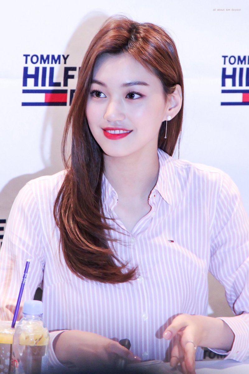 allaboutKDY_th's tweet photo. 170412 Tommy Hilfiger Fansign #김도연 #도연 #Doyeon #โดยอน 
https://t.co/IQxAY2hF8p
https://t.co/xBpxu9LcSo
https://t.co/W5vQGcGsSJ
คนสวย💕 https://t.co/8l4MNPbmWn