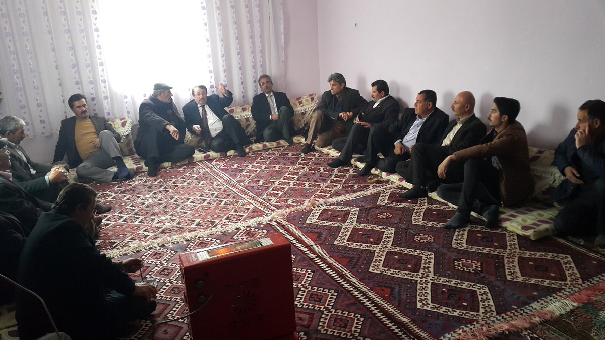 EAsireti's tweet photo. Aşrt reismz @MS_Ozbek Çatak ilçe teş ile ilçemizin #konalga kynü zirt ettik.Tabiki #EVET @aygunzeki @tcbestepe @mustafaatas @zahir_soganda https://t.co/22qRqwTDUV