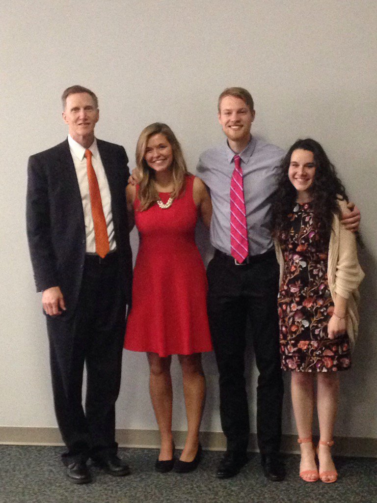 MarieMsmorris's tweet photo. Senior Chapel speakers @PresPistole @AndersonU Amazing speeches and stories! https://t.co/Ky8RyR5pEO
