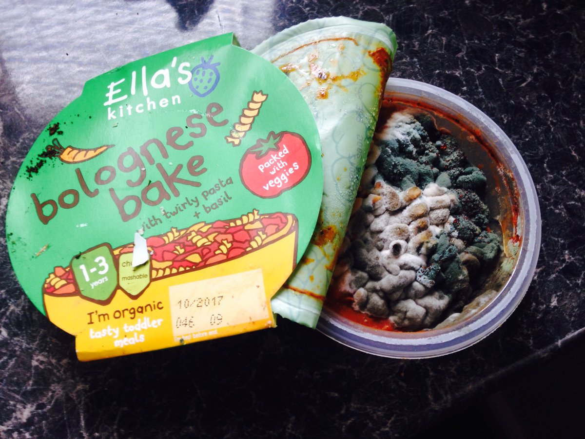 Crikey <a href="/EllasKitchenUK/">EllasKitchenUK</a> &amp; <a href="/sainsburys/">Sainsbury's</a> look at the horror show my kid enearthed this eve! Bought yesterday. #luckyIspottedit #organicmould