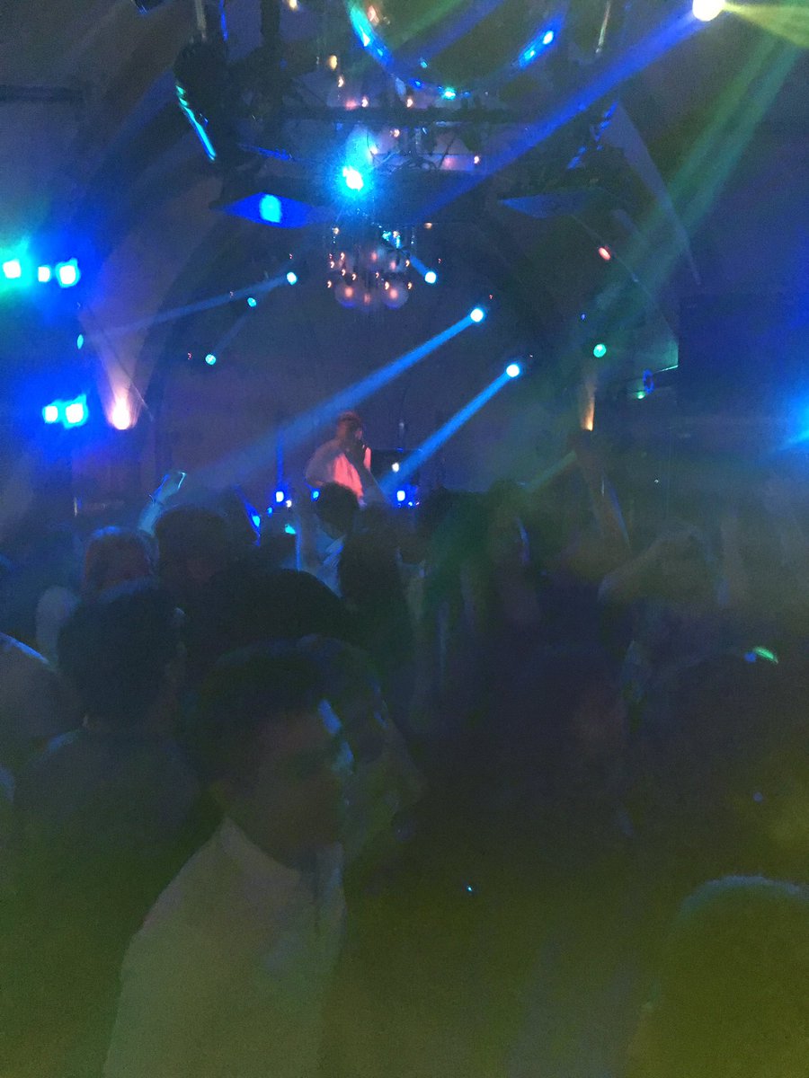 djsanma_atro's tweet photo. LastNight✨水曜日の@WORLD「ADDICTION」ヤバいぜー⤴️
毎週水曜日はWORLD集合だな💡
#worldkyoto #djlicca#djds #djsanma https://t.co/iJBBC75eZr