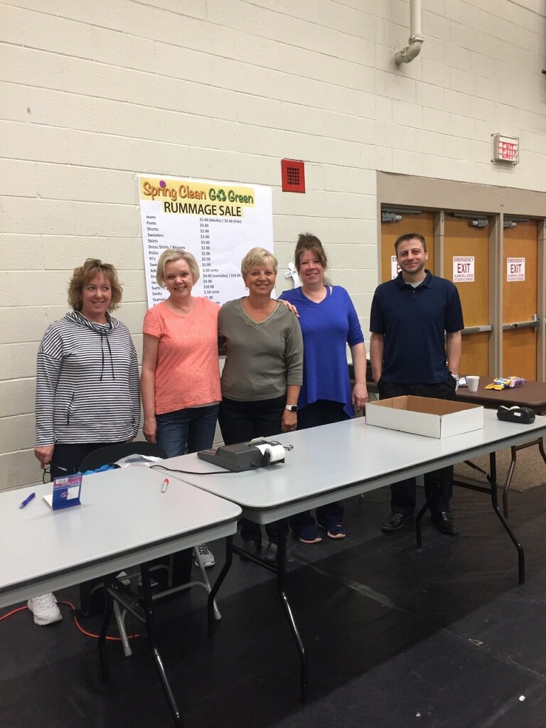 LakelandCommCol's tweet photo. Don't miss all the treasures at Lakeland's Rummage Sale, happening today and tomorrow until 3 p.m. in the AFC! https://t.co/01TbPFkQhT