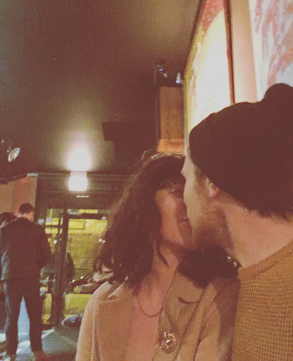 noboseolhc's tweet photo. Me and Mikey being drunk/blurry and in love 🙃 https://t.co/CbqXJbzVvk