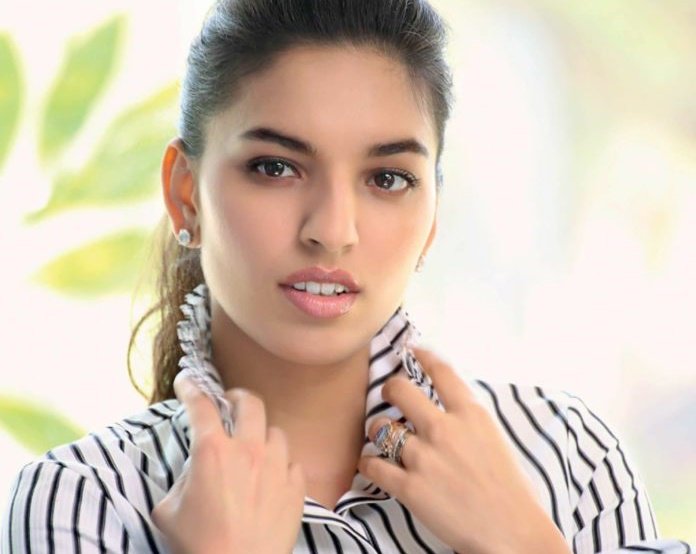 TheViralVent's tweet photo. “Think Big, Think Disruptive”, says @ManasiKirloskar. 

Read: https://t.co/hShAMFllj2
#WomenEntrepreneurs #Businesswomen #CEO #Kirloskar https://t.co/KzNNxT0ie8