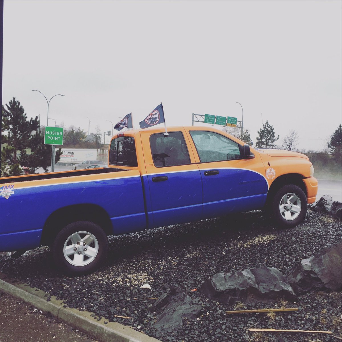 tjfiddler's tweet image. Picked this bad boy up today. Time to show the Sharks what Oilers Nation is all about! @EdmontonOilers @nielsonTSN1260 @GenePrincipe