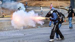jeisonaragot's tweet photo. Almagro hijo de puta no son pacifico ni guarimberos son maldito asesino terrorista https://t.co/7hdJNYtId0