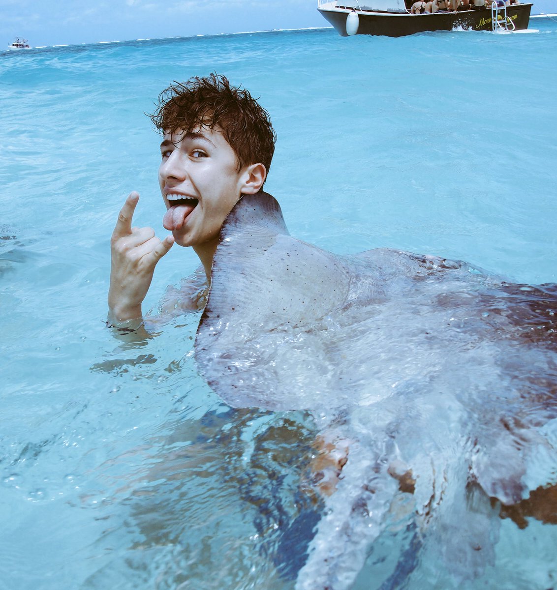 JuanpaZurita's tweet photo. Malas decisiones se convierten en una experiencia y las experiencias se convierten en buenas decisiones. https://t.co/aYvgftqwCP