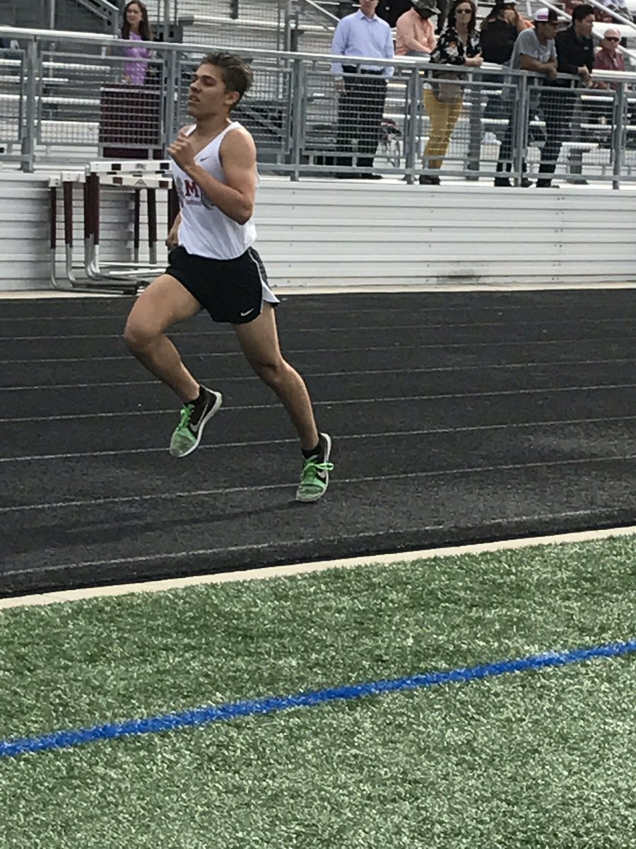 1MHSCardinals's tweet photo. Cardinals getting after it!!! #RedRed #WingSpeed https://t.co/0nHsD1JOL4