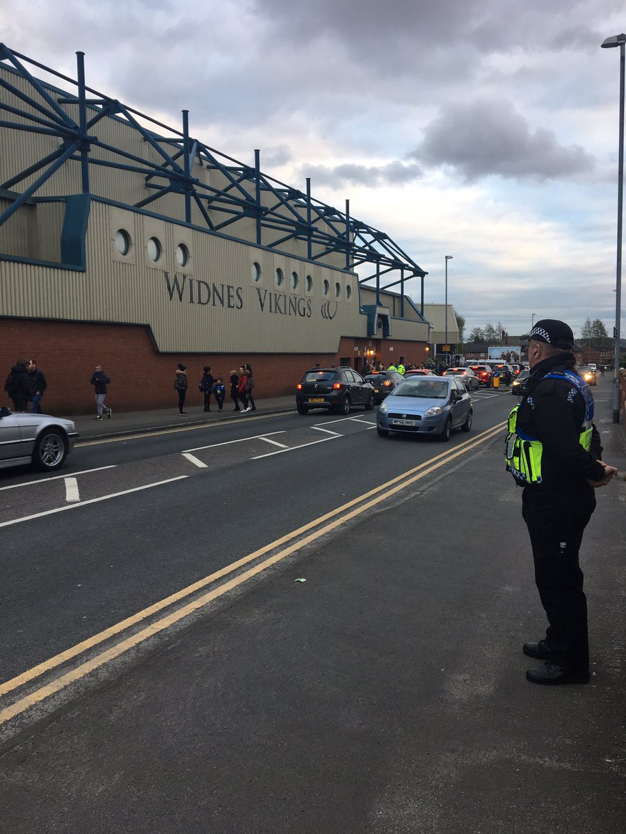 CreweAlexPolice's tweet photo. Another sport for us tonight as we assist with the @WidnesRL and @wolvesrl fixture #wrongshapeball https://t.co/nXUEJs5f49