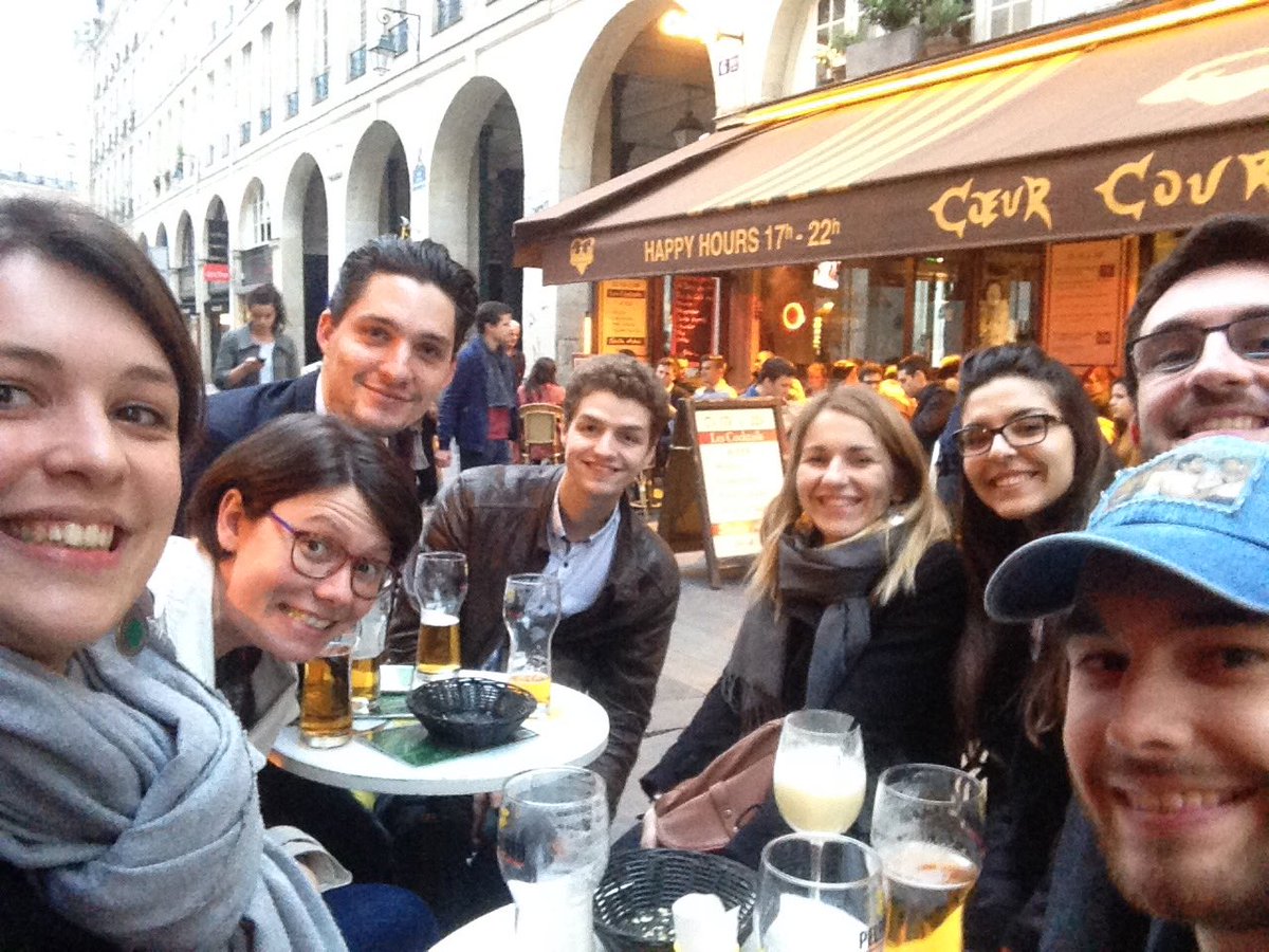 EVespier's tweet photo. Retrouvailles à Paris pour Les @Master2Ecotic et LE logistique @m1sleb !! #paris @UnivRennes1 https://t.co/AILTW8077z