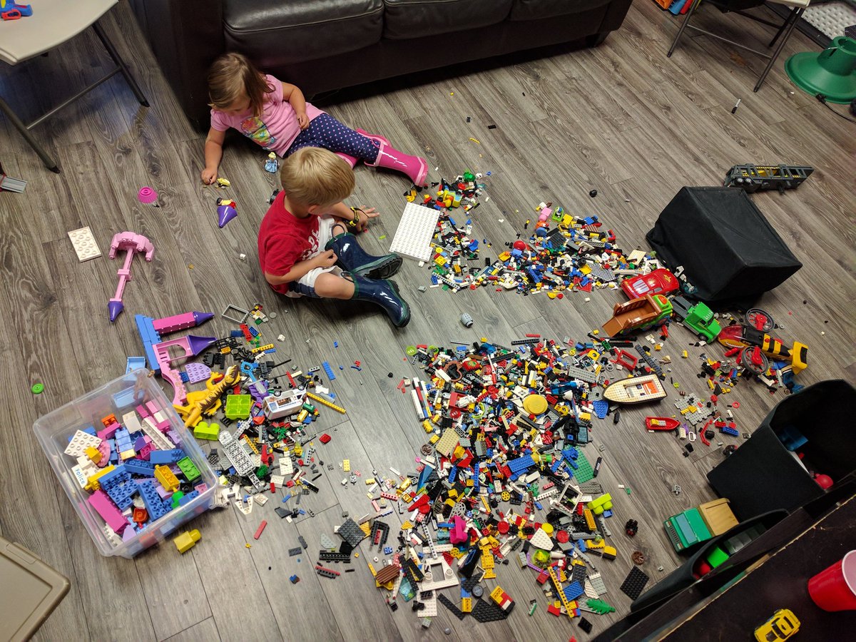 TheDayAfterMimi's tweet photo. Today's workout cool down and mobility exercise sponsered by Lego and consists of 30 minutes of tiny item "pickup" work... https://t.co/b36fyJd4yf