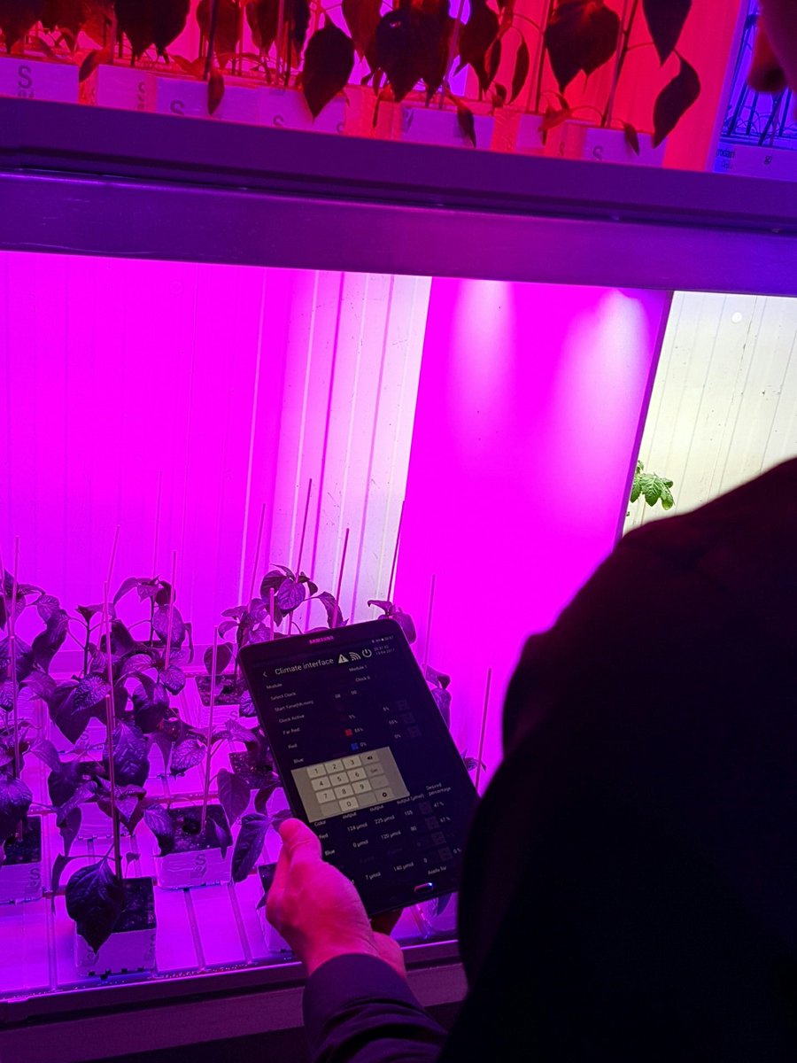 AndreaKaim's tweet image. Led technologie ism HAS Den Bosch, Wesseloo van Paassen van Green Simplicity en support van de MLTS: samenwerking bedrijfsleven en onderwijs