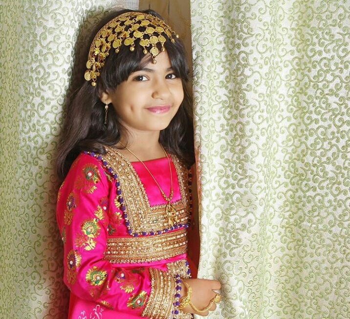 لـــست بقـــــربـــــي 
نعم اعـــلــــم
ولكنك فـي أعمــاقي  
فـــــهــــل تـعلم !؟
#غائـــــبـــي🌸✨