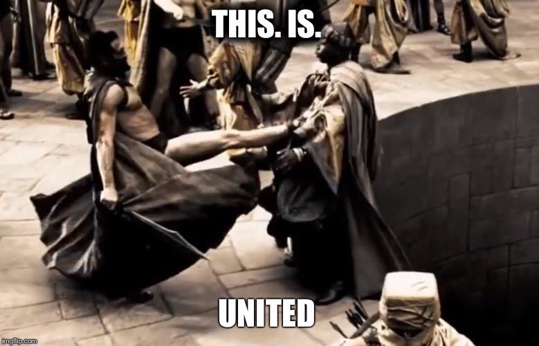 _TheFunkyJunky_'s tweet photo. #NewUnitedAirlinesMottos #shitstorm https://t.co/l80J9jRNPC
