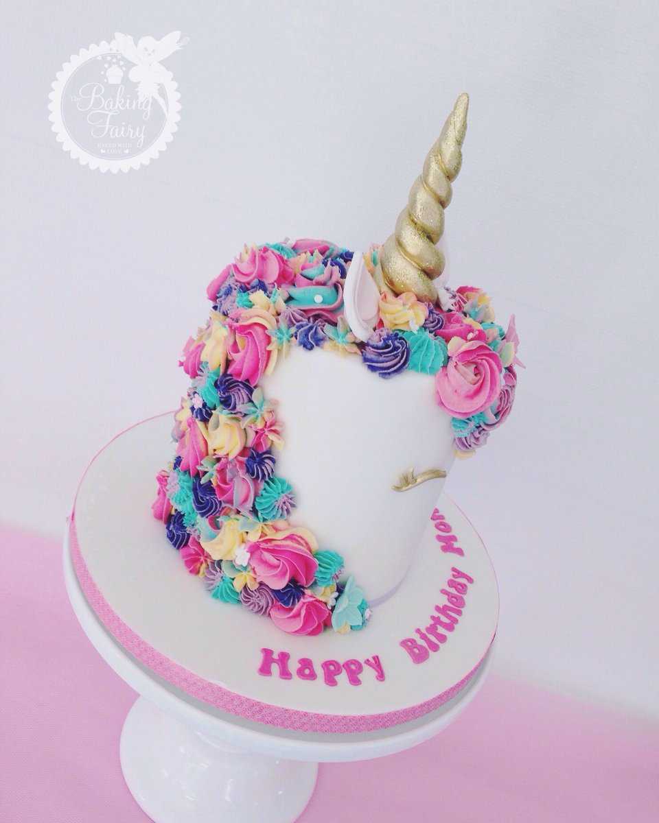 the_bakingfairy's tweet photo. Finally my turn to make the magical unicorn cake! I could make these every day! Rainbow layers inside 🌈🦄🌈🦄🌈🦄 #cake #dealkent https://t.co/4ktsBuDyWm
