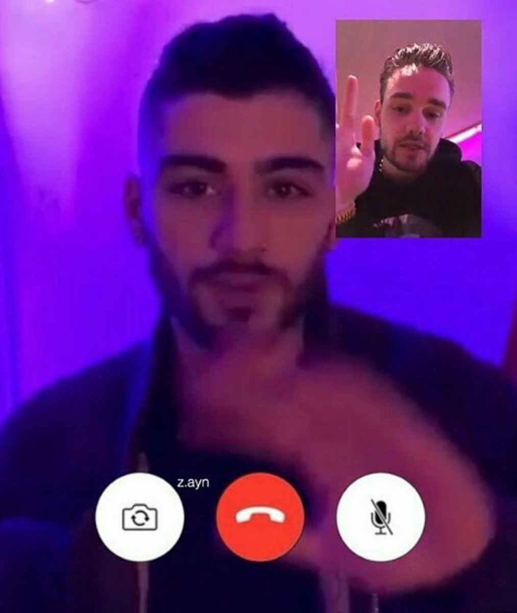 choosezaynbr's tweet photo. RT = VOTE!
Aquele tipo de montagem que mesmo sabendo que é montagem, você se ilude!

#BAMA2017DiamondEdition_Zayn #BAMA2017 #USA https://t.co/94y0QFOTOt