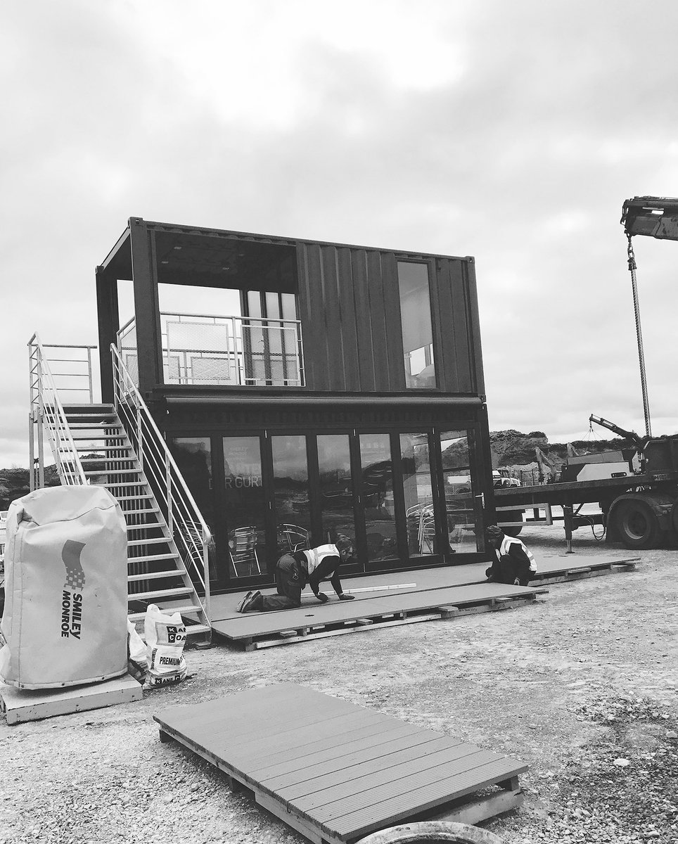 giantsofbelting's tweet photo. Measuring perfection. #alllevel #setup #CQMS'17 @WalconOffice @Machinemovermag https://t.co/UH2HaVWInQ
