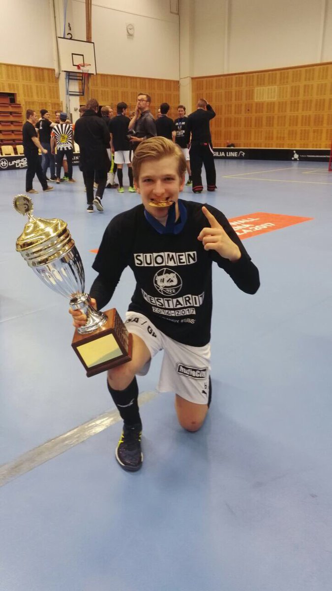 Siittä mimmeille!🏆 #salibandy #sbasm