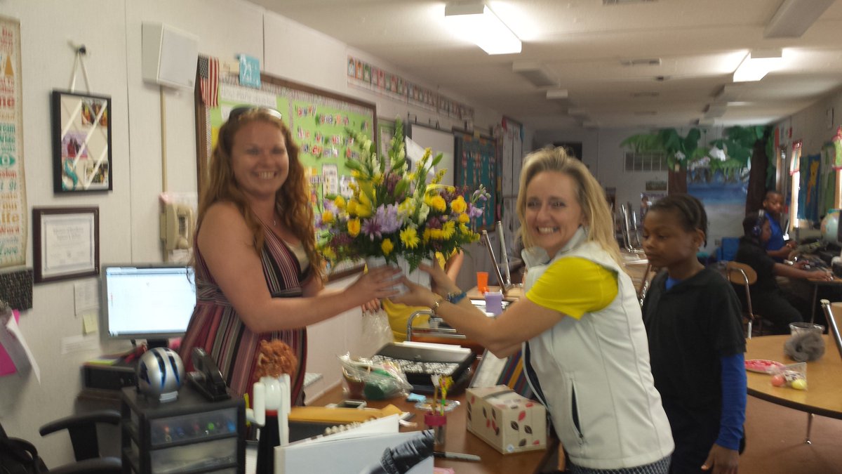arswatkins's tweet photo. @WSSEaglesSoar Teacher of the Year.  We love Stephanie DePrizio!  #what'srightwithourschools #greatteacher https://t.co/mLZeipUwrM