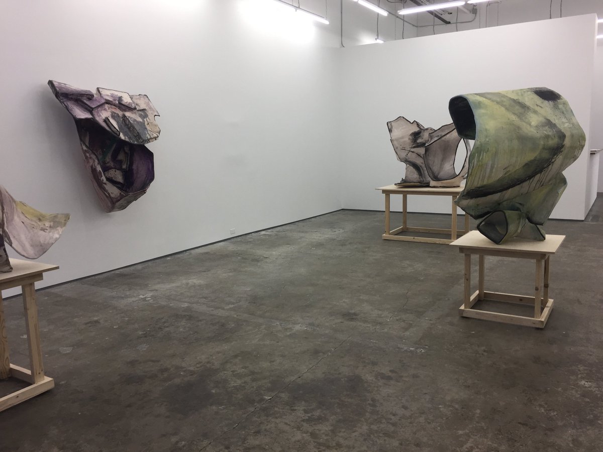 sylvia_deaton's tweet photo. #protw17 No me gusta que la galería no tuviera información suficiente sobre el artista. Necesitaba más para entender las obras y sus motivos https://t.co/mh6TQNnQvG