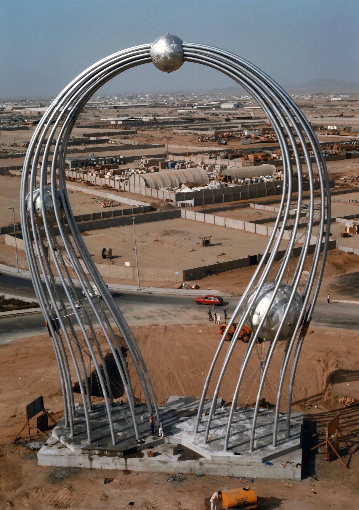 Classic79 Na Twitteru مجسم دوار لعلم الفلك أثناء البناء، جدة 1982م