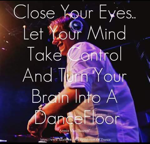 L0V3_Pretty's tweet image. *Thank you! @arminvanbuuren 😍😘💙🎵
For making my 💙 vibrate! Beautiful &amp;amp; unforgettable episode!😍🙌💙🎵
Has finished!😟😭
#ASOT809 😍💯🔊💙🎵🎵
@asot 👌😍🙌💙🎵