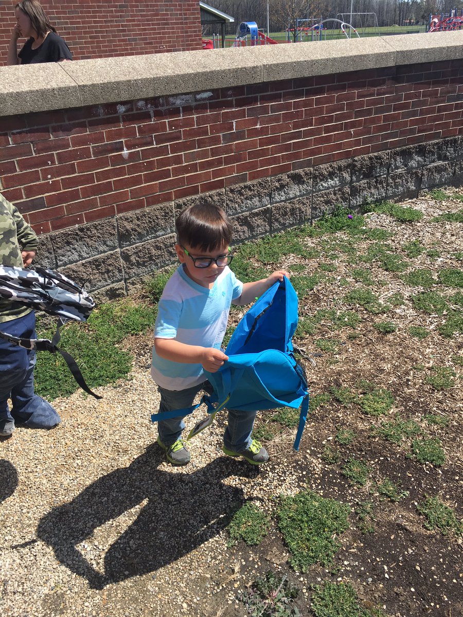 JCDEPRESCHOOL's tweet photo. We had such a fun time hunting for Easter eggs! #bethe1 #jcde https://t.co/qiHF0f0rod