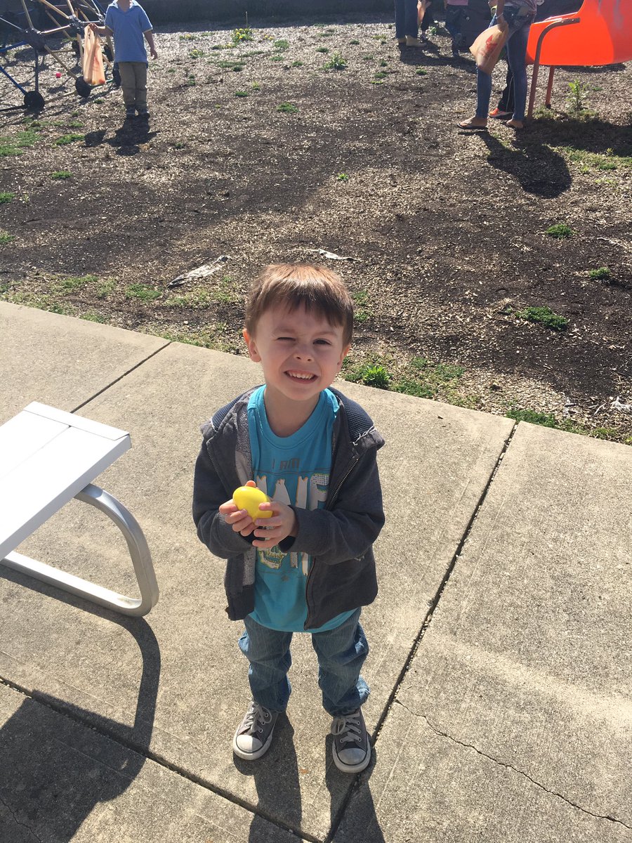 JCDEPRESCHOOL's tweet photo. Such a fun time hunting Easter eggs! #bethe1 #jcde https://t.co/6kEzHW3NGC