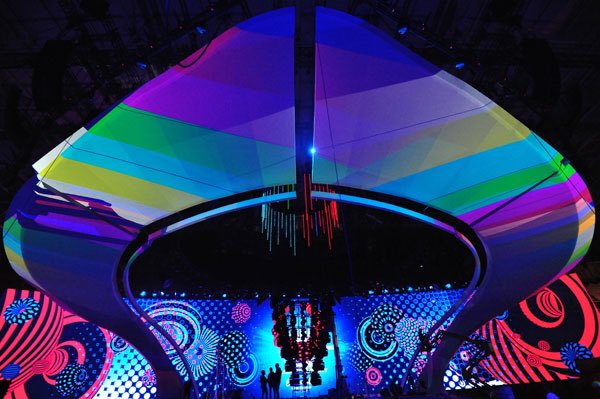 C9UY4HtXoAAlZ0q.jpg:large