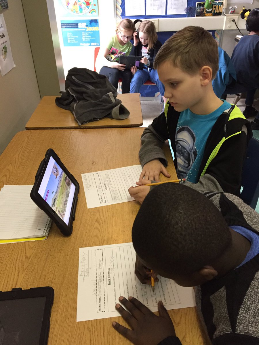 MsMickelsonRPS's tweet photo. Starting our biomes research using a variety of information tools! #Grade3GageMC #GageGators https://t.co/qpeSIzC546