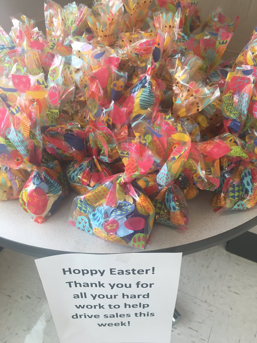 Hoppy Easter from 2326! Who doesn't need a little sweet treat? 😊 💕<a href="/Dani_Millis/">Dani Bernhardt</a> @BranSny