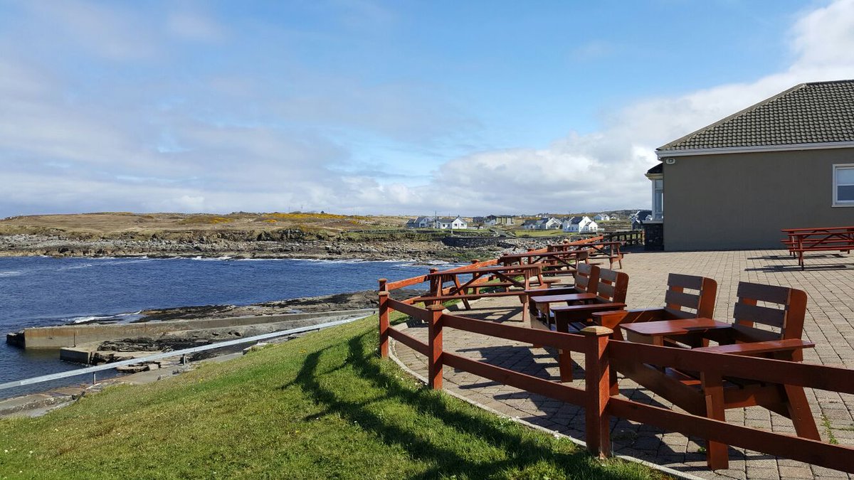 BuachaillDana2's tweet photo. Great views from @creevypier #CreevyPier #donegalhour https://t.co/X1W8MKGpo5