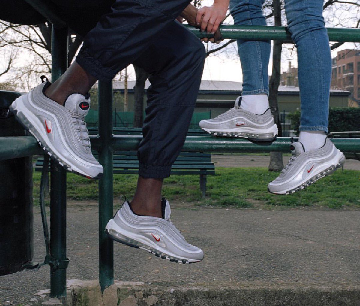 Slecht Willen soort Foot Locker Canada on Twitter: "The Nike Air Max 97 Silver Bullet is now  available in men's and ladies in select stores and online here:  https://t.co/pOjqZyOTih #Approved https://t.co/SHnPsbrusF" / X