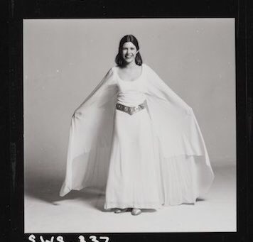 kenobitrinity's tweet photo. "My mom used to say she never knew where Princess Leia ended and Carrie Fisher began." - Billie Lourd #SWCO https://t.co/N6zqSXUxLE