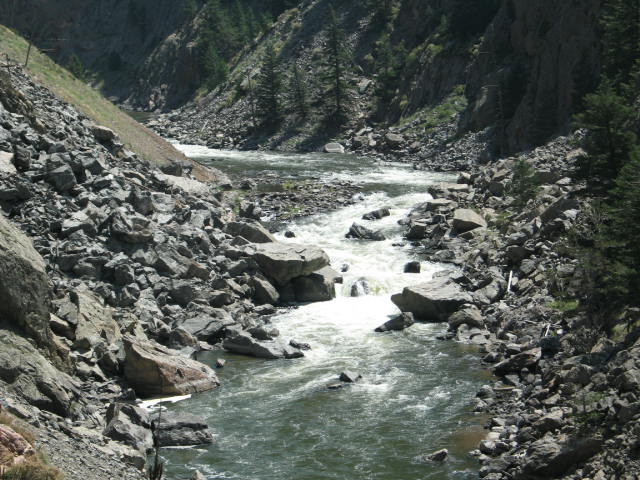 BLM_CO's tweet photo. BLM is updating its mgmt plan for the CO River between Parshall and State Bridge, learn how you can provide input at https://t.co/9qMXzKdeIg https://t.co/tGwRwWIJBi