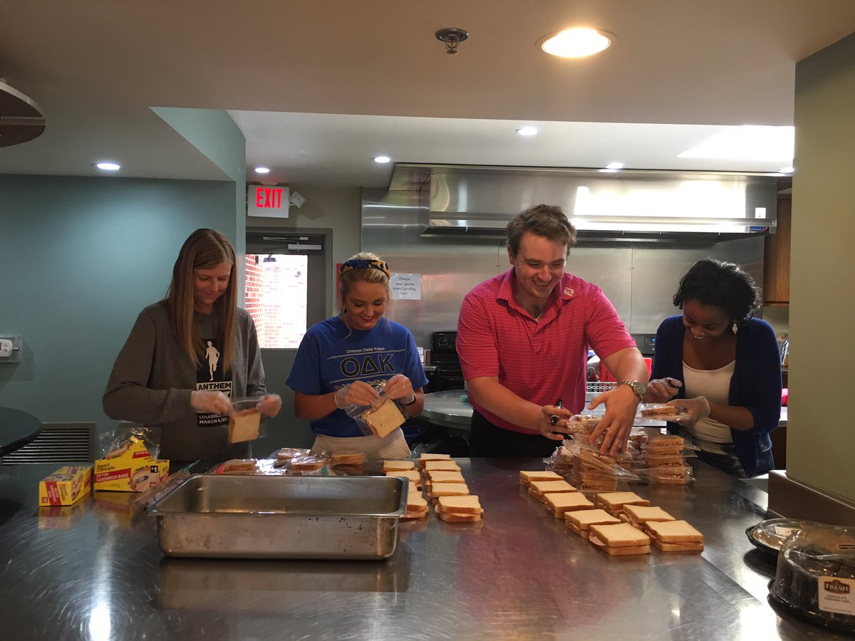 sarabaker_'s tweet photo. O∆K National Day of Service & Giving...University of Kentucky chapter made sandwiches for families at the Ronald McDonald House. #ODKGiving https://t.co/7s8EuwLxBD