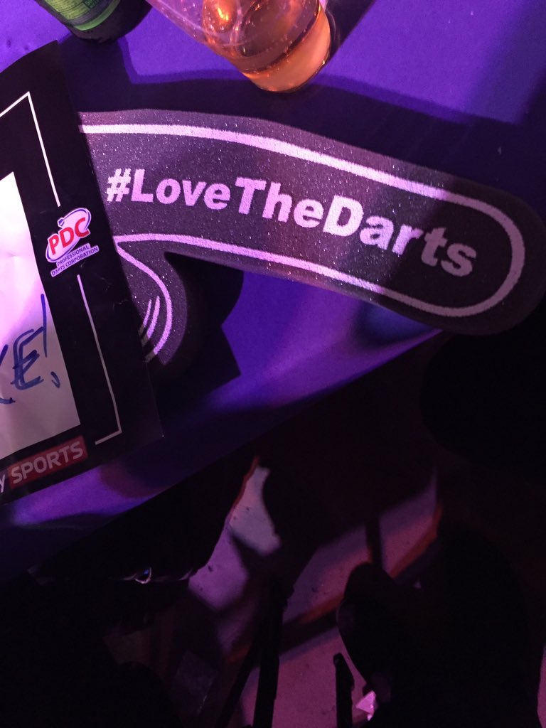 andymarsh_'s tweet photo. #LoveTheDarts #Phallic https://t.co/noikoo7sth