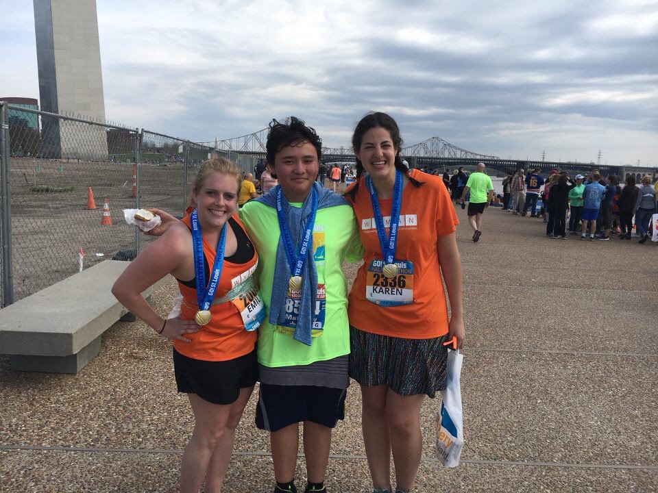 WymanCenter's tweet photo. #thankyouthursday to 42 Team Wyman runners who ran during last week's @GOfitnessSTL weekend! Special shout-out to Champion sponsor, @uicstl https://t.co/WSJFbmsWdj